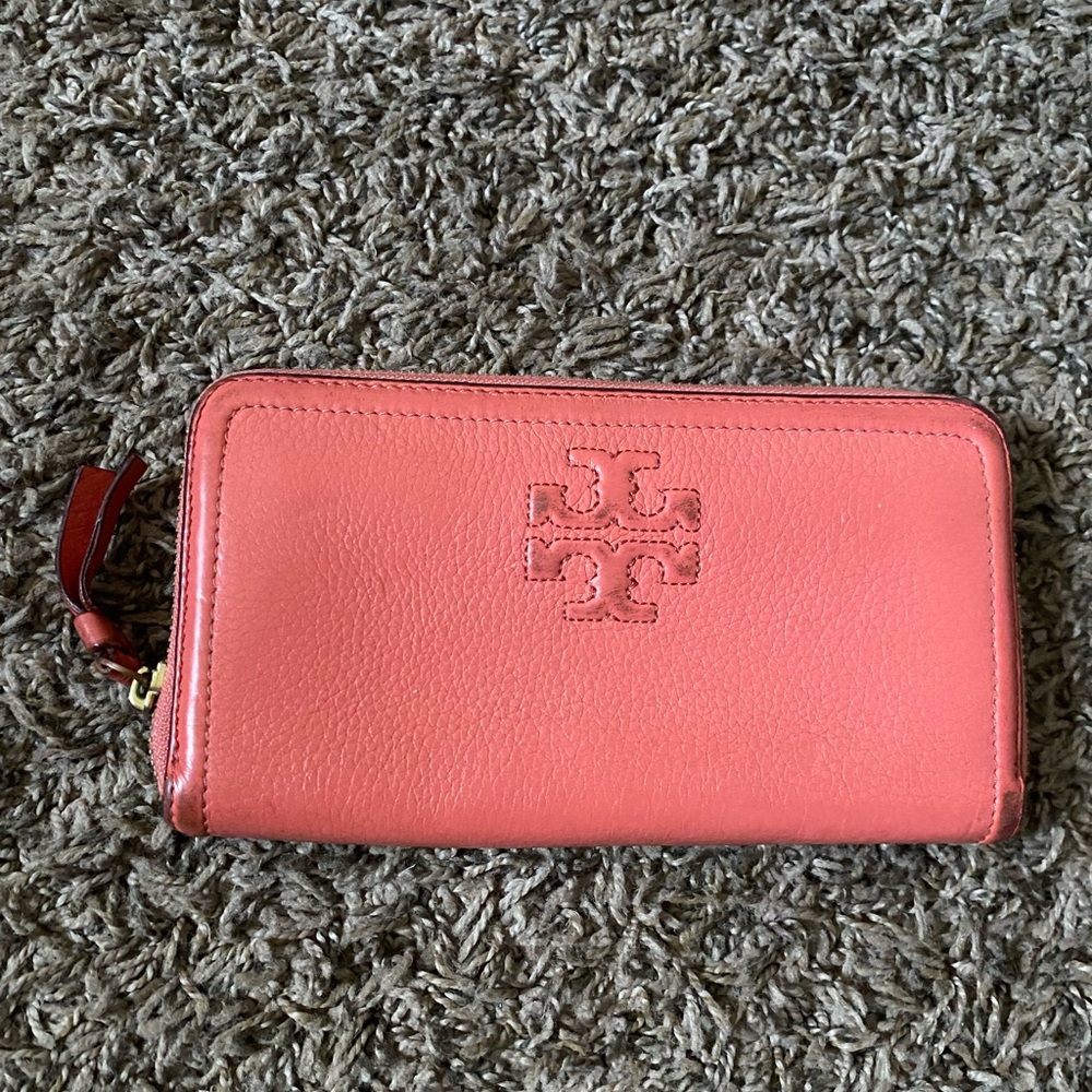 Tory Burch Coral Leather Zip Wallet